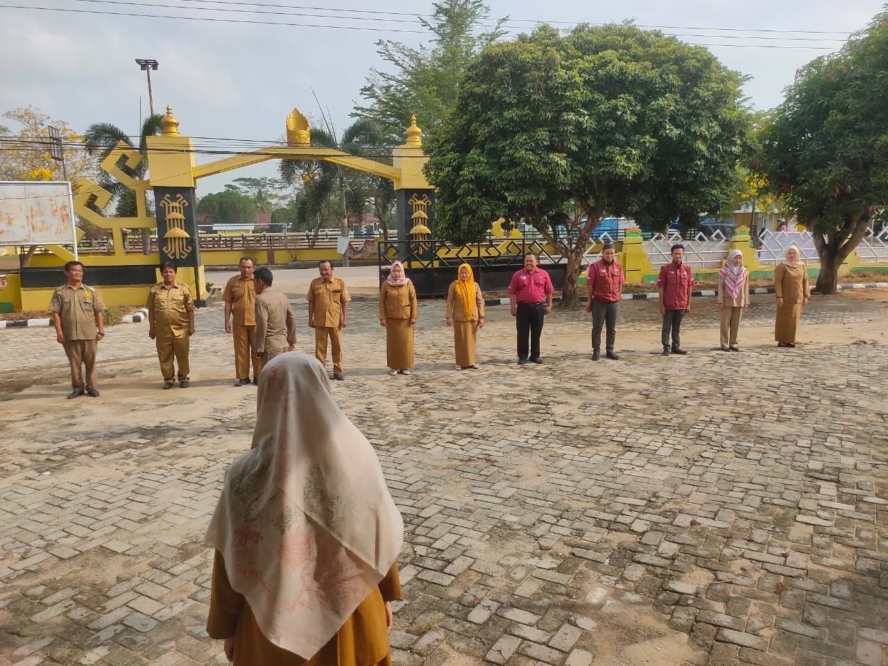 Apel mingguan di Kantor Camat Seputih Agung (Senin, 06 November 2023)